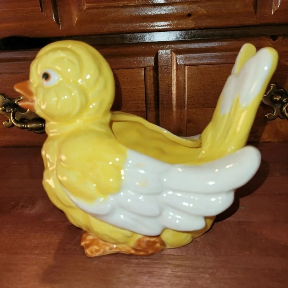 ARDCO Yellow Duck Ducky Chick or Chicken Ceramic Planter Pot or Vase VTG 1950's - Picture 9 of 10
